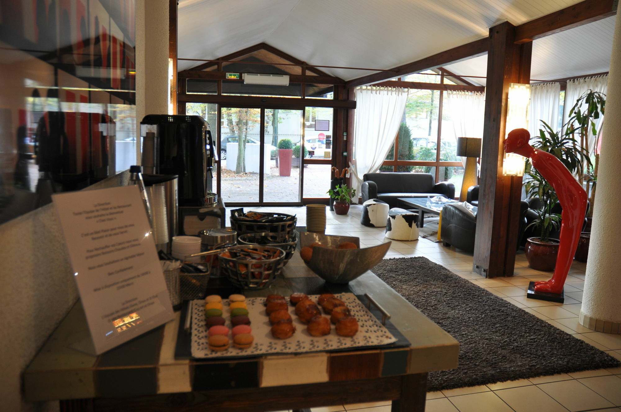Enzo Hotels Diane - Logis 암네빌 외부 사진